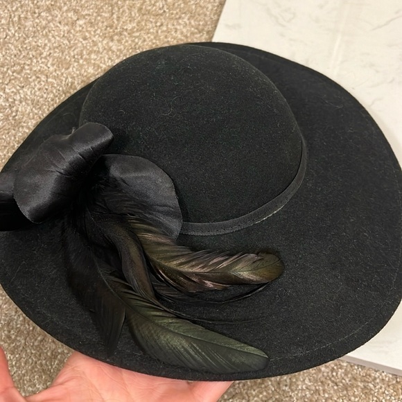 Doeskin 100% wool black feather vintage hat - Picture 3 of 7